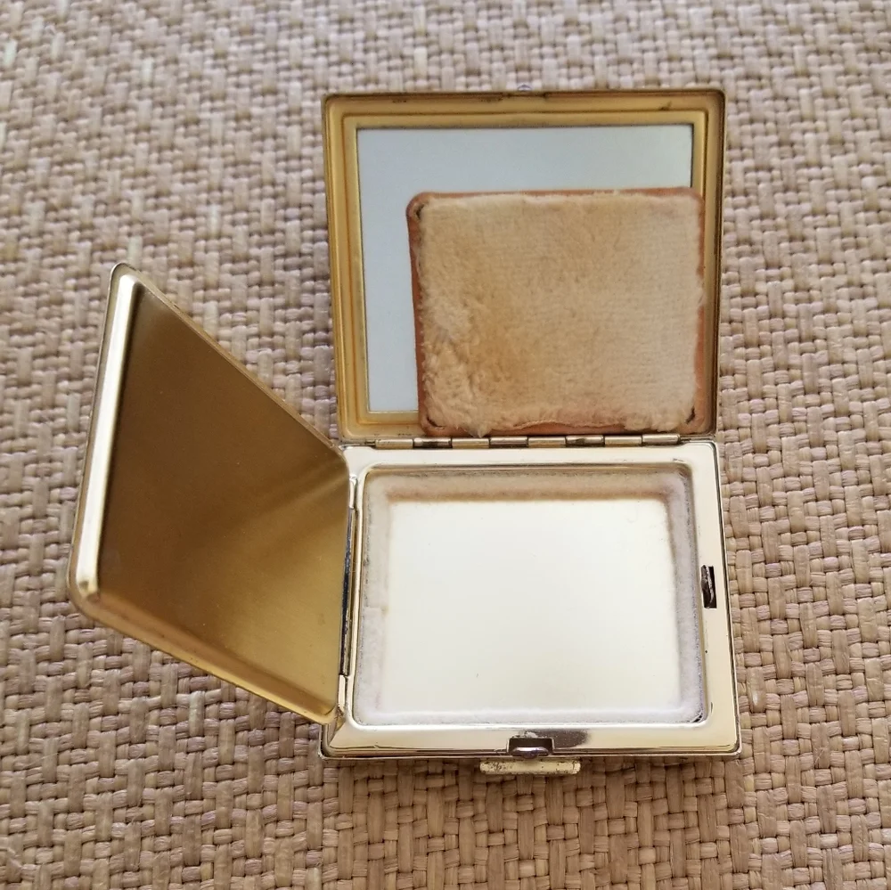 Vintage 50's Gourielli Gold-tone Crystal Embellished Powder Compact